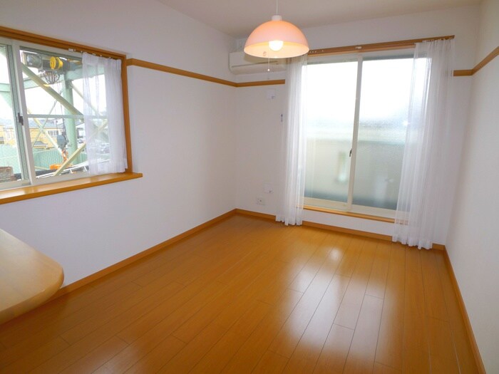 物件内観写真7　(居室)