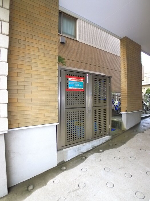 物件外観写真6　(建物設備)