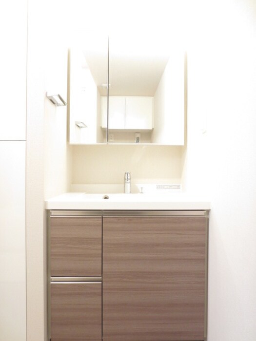 物件内観写真10　(洗面)