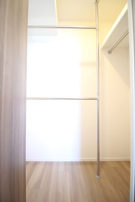 物件内観写真12　(収納)