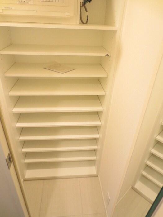 物件内観写真19　(靴箱)