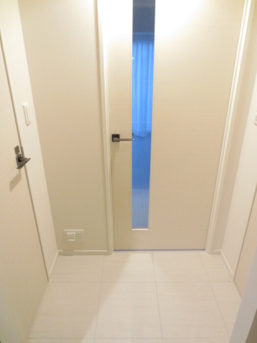 物件内観写真20　(玄関)