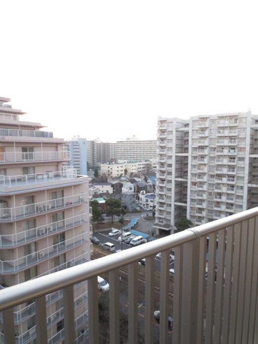 物件内観写真22　(室内からの展望)