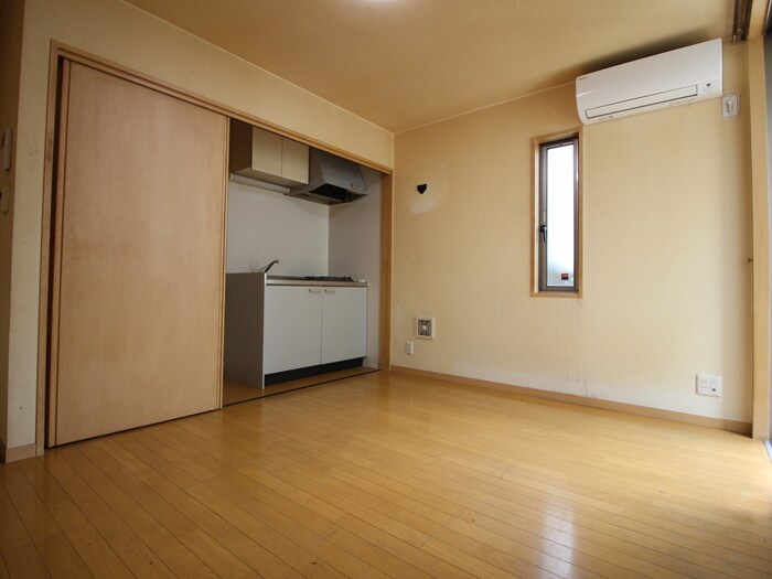 物件内観写真7　(居室)