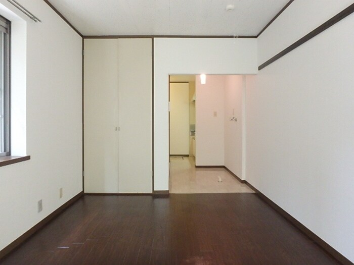 物件内観写真10　(居室)