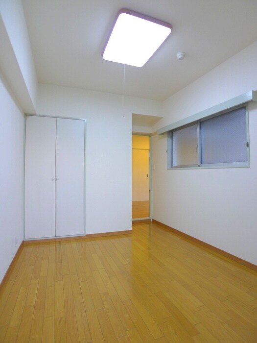 物件内観写真10　(居室)