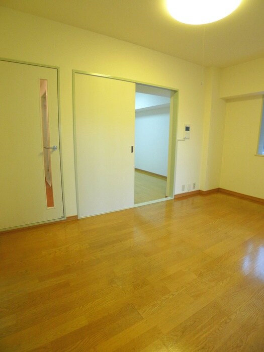 物件内観写真11　(居室)