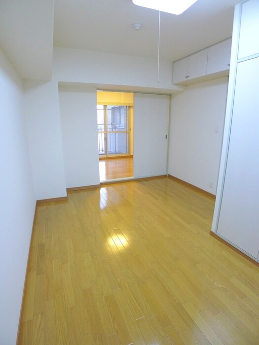 物件内観写真12　(居室)