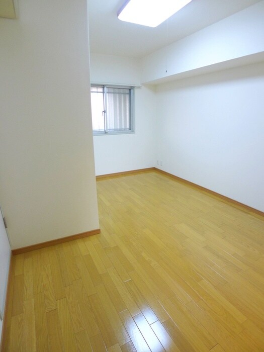 物件内観写真13　(居室)