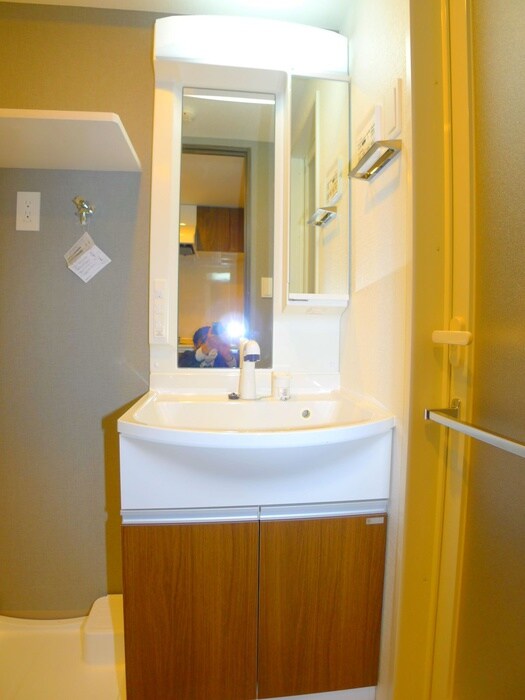 物件内観写真13　(洗面)