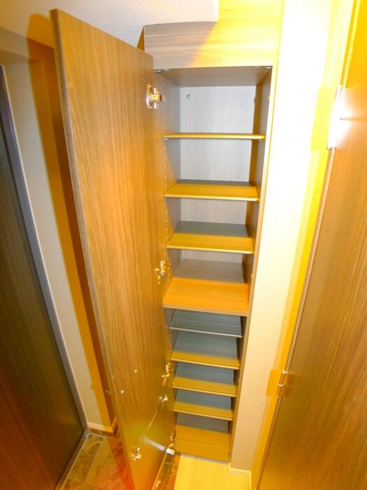 物件内観写真22　(靴箱)