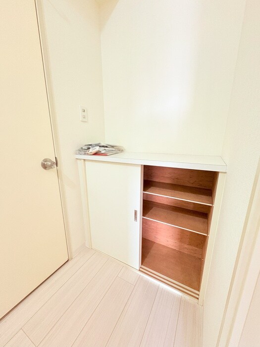 物件内観写真16　(靴箱)