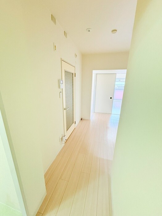 物件内観写真21　(廊下)