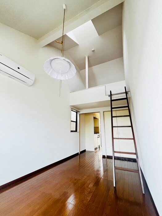 物件内観写真8　(居室)