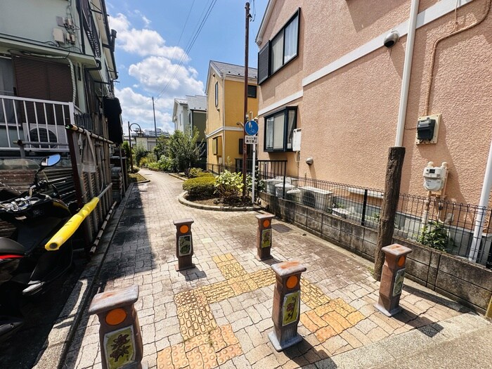 物件外観写真3　(周辺環境)