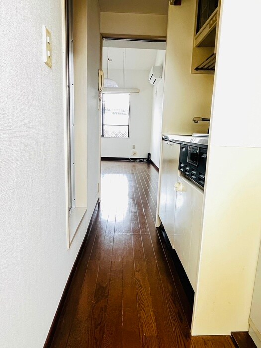 物件内観写真21　(廊下)