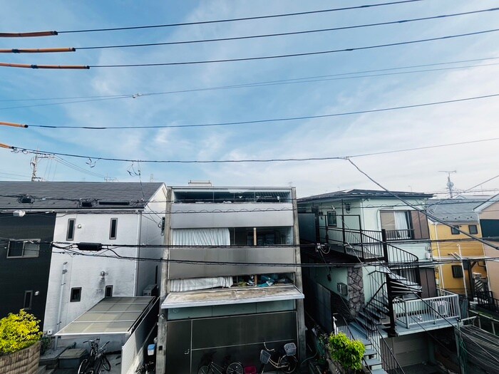 物件内観写真22　(室内からの展望)