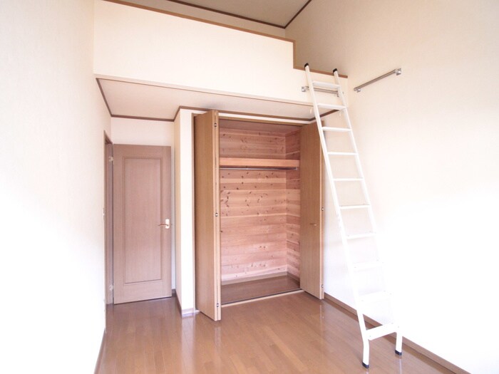 物件内観写真9　(居室)