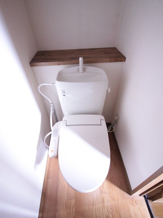 物件内観写真14　(トイレ)