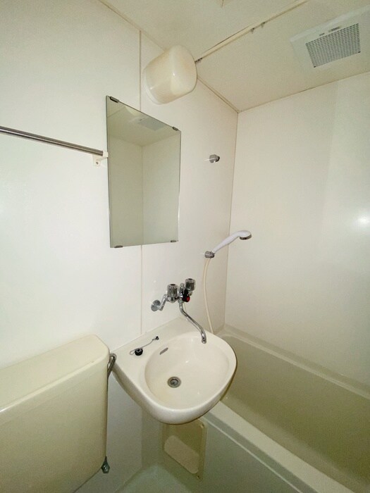 物件内観写真13　(洗面)