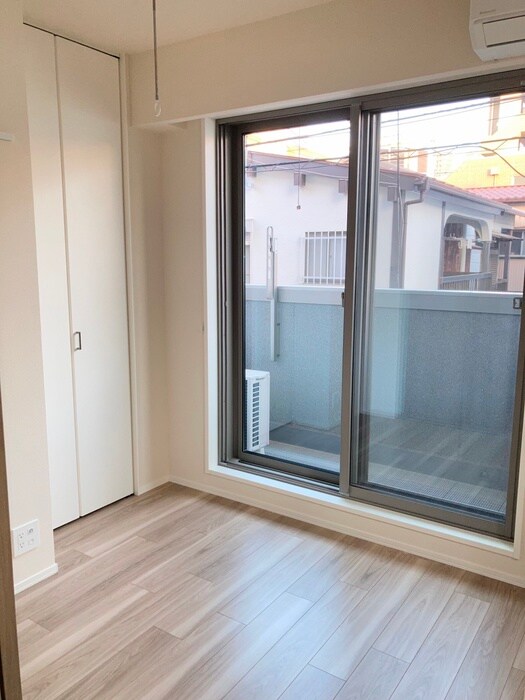 物件内観写真9　(居室)