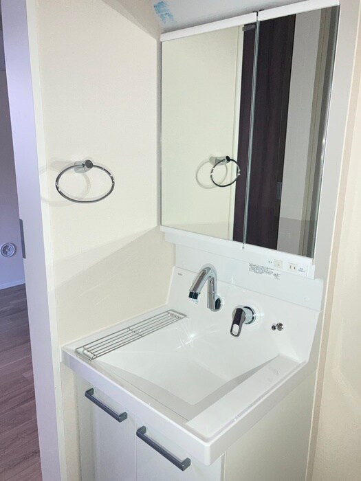 物件内観写真13　(洗面)