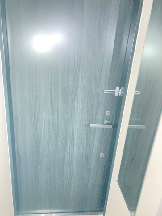 物件内観写真15　(玄関)