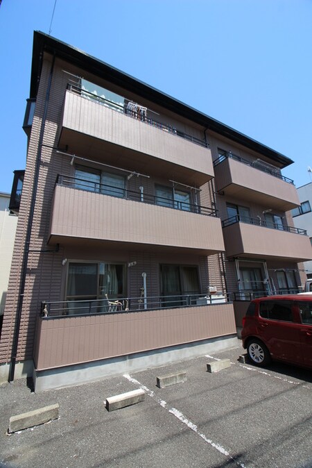 カターラヴィレッヂⅡ外観写真