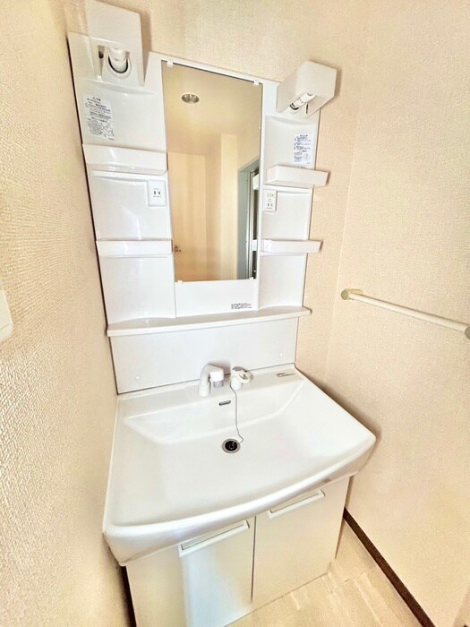 物件内観写真11　(洗面)