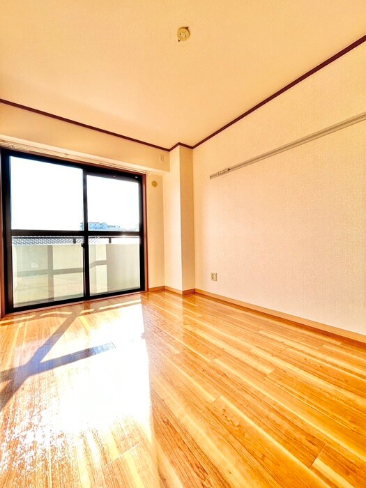 物件内観写真18　(居室)