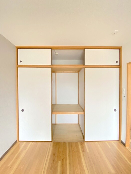 物件内観写真10　(収納)