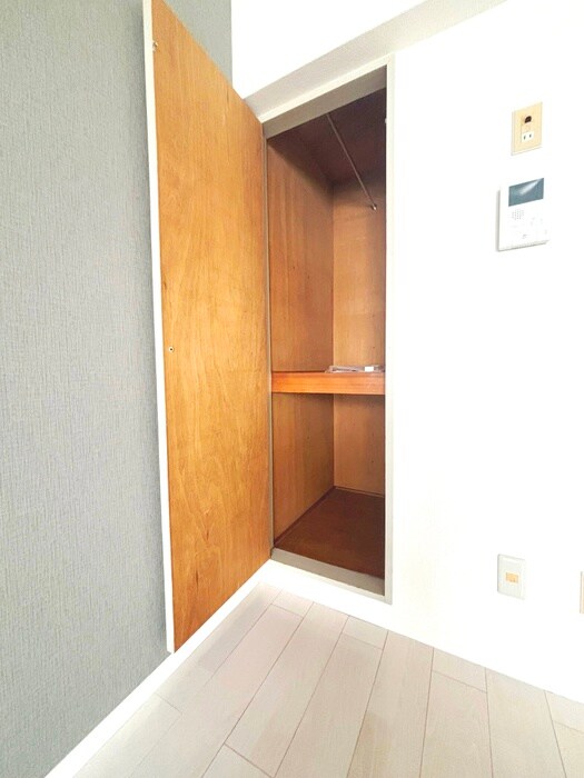 物件内観写真10　(収納)