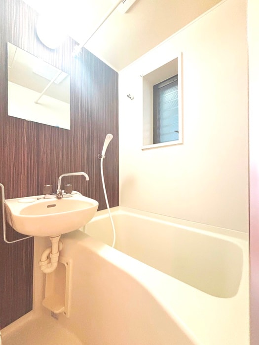 物件内観写真12　(バス／シャワールーム等)