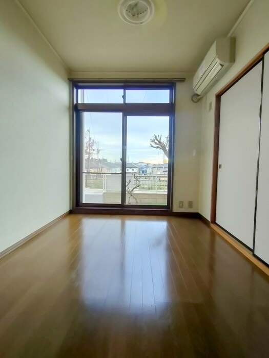 ヴェルディ南中野の居室