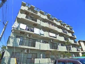 リヴェール清外観写真