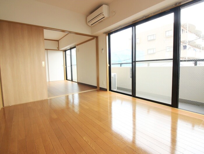 物件内観写真5　(居室)