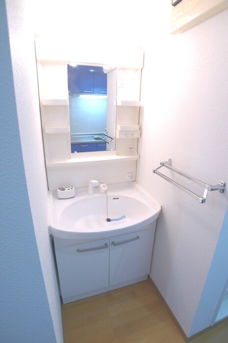 物件内観写真12　(洗面)