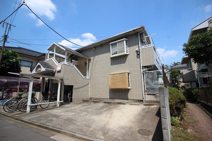 物件外観写真3　(駐車場)