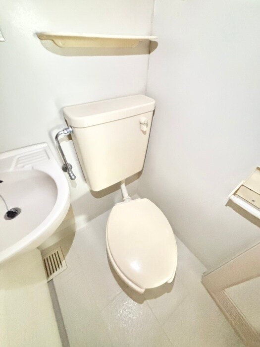 物件内観写真14　(トイレ)