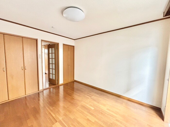 物件内観写真19　(居室)