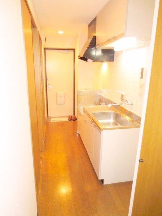 物件内観写真11　(玄関)