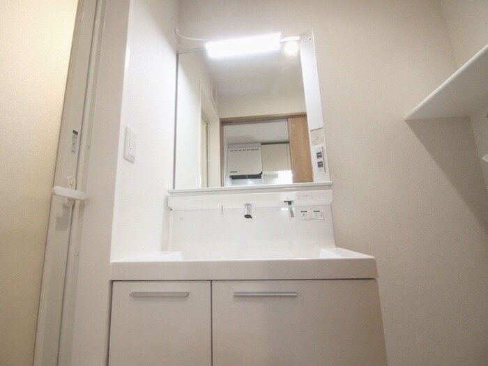 物件内観写真11　(洗面)