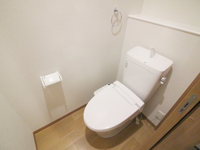 物件内観写真12　(トイレ)