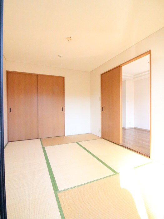 物件内観写真18　(居室)