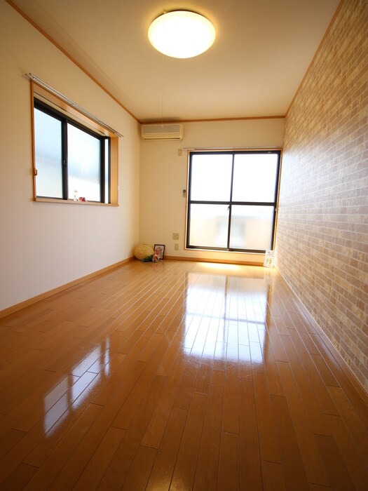 物件内観写真7　(居室)