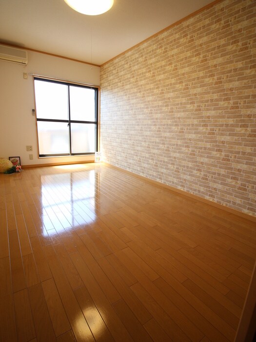 物件内観写真21　(室内からの展望)