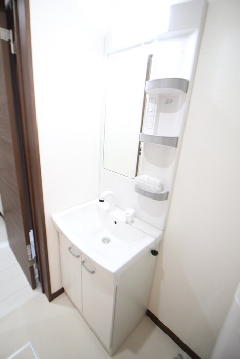 物件内観写真8　(洗面)