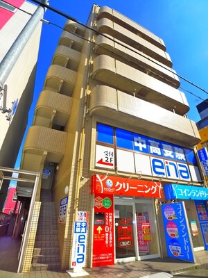 シャトレ－綾瀬外観写真