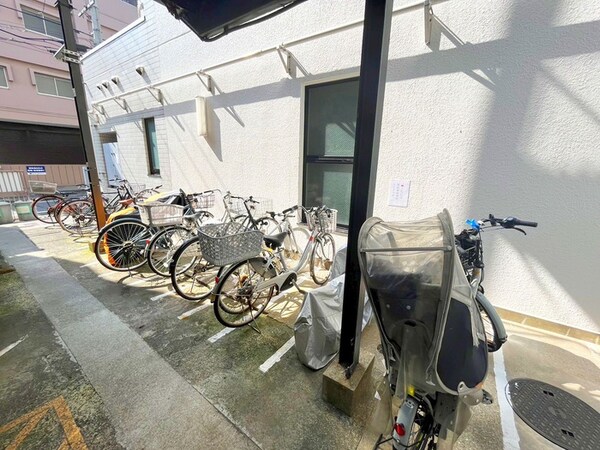 駐輪場
