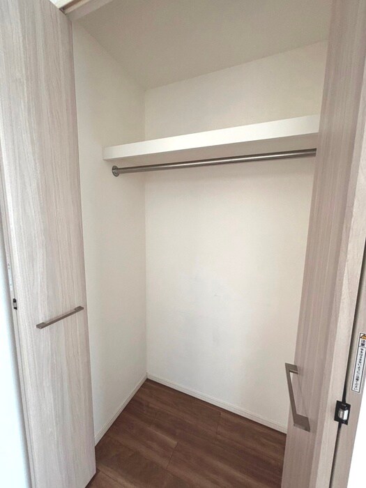 物件内観写真11　(収納)